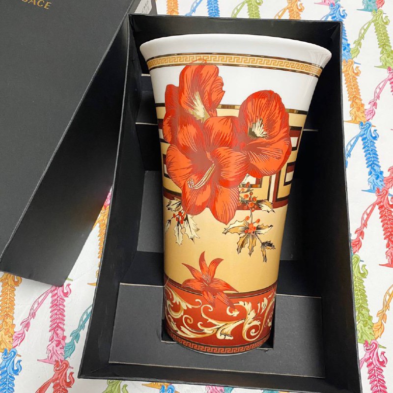 Vase of bone porcelain 26 cm фото 4