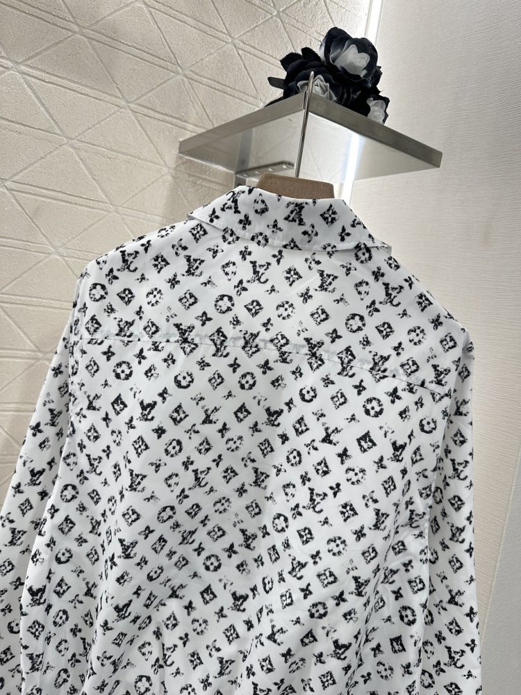 Куртка женская фото 4