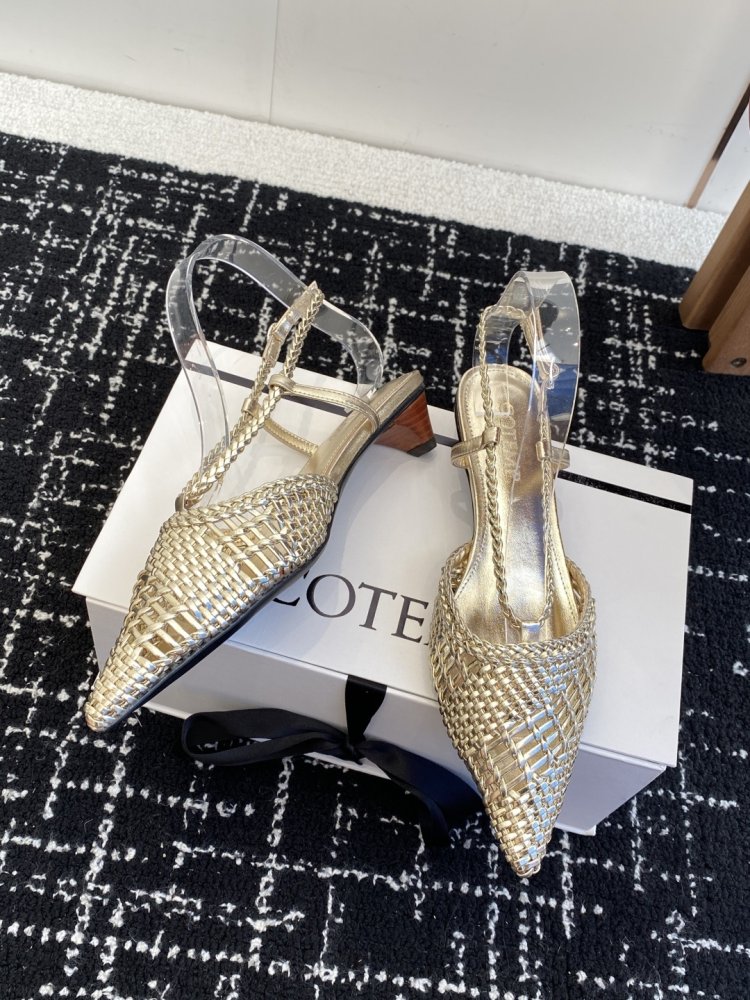 Босоніжки фото 5