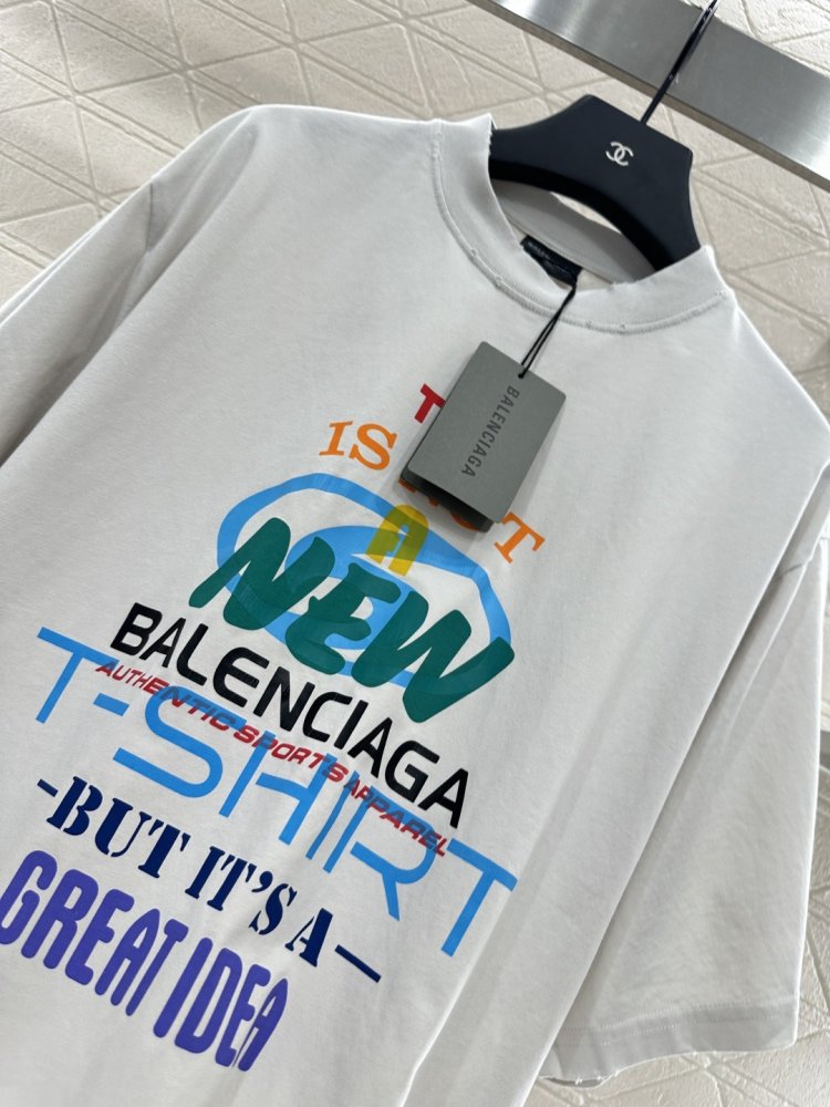 T-shirt women's фото 3