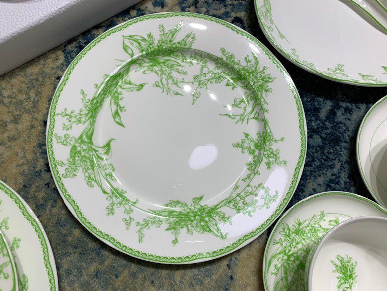 Set crockery of bone porcelain on 8 people (41 subject) Lily of the valley Series фото 7