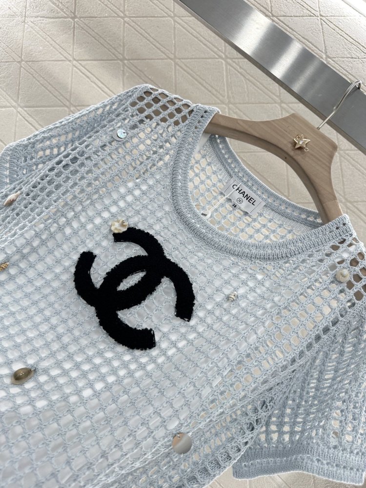 Футболка жіноча фото 8