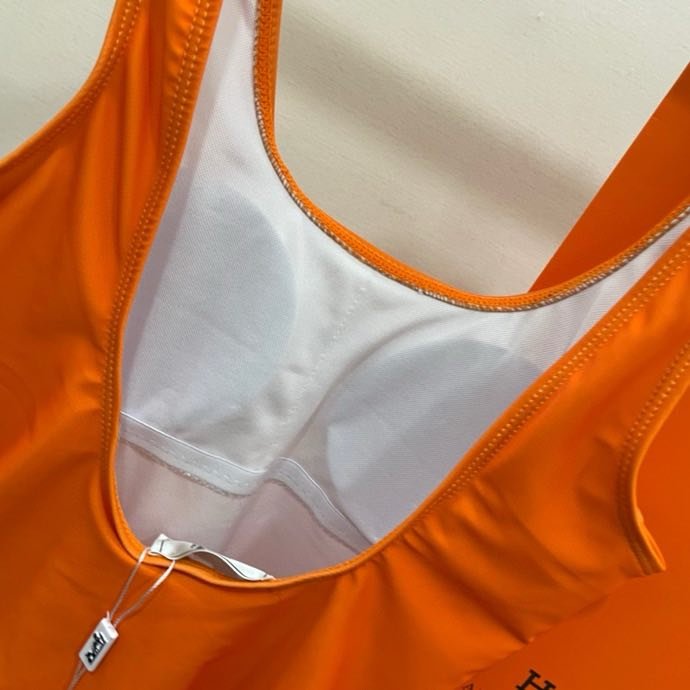 Swimsuit фото 2