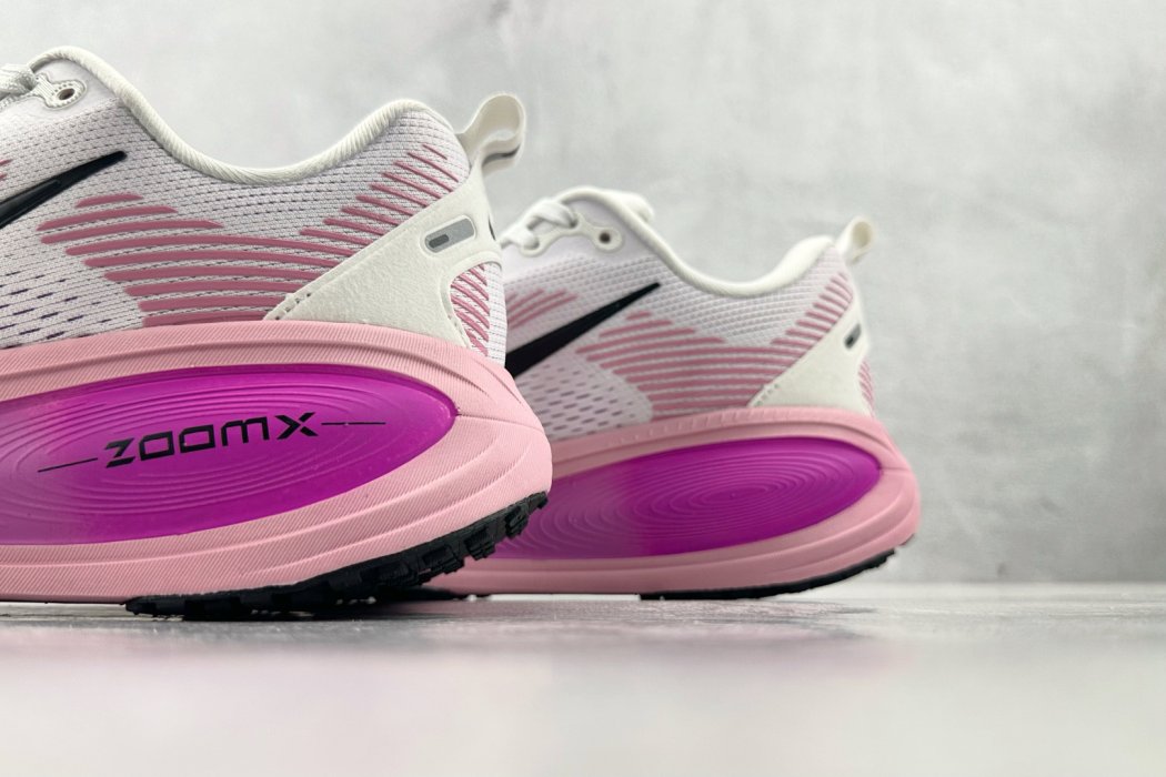 Кроссовки Nike Vomero 18 фото 8