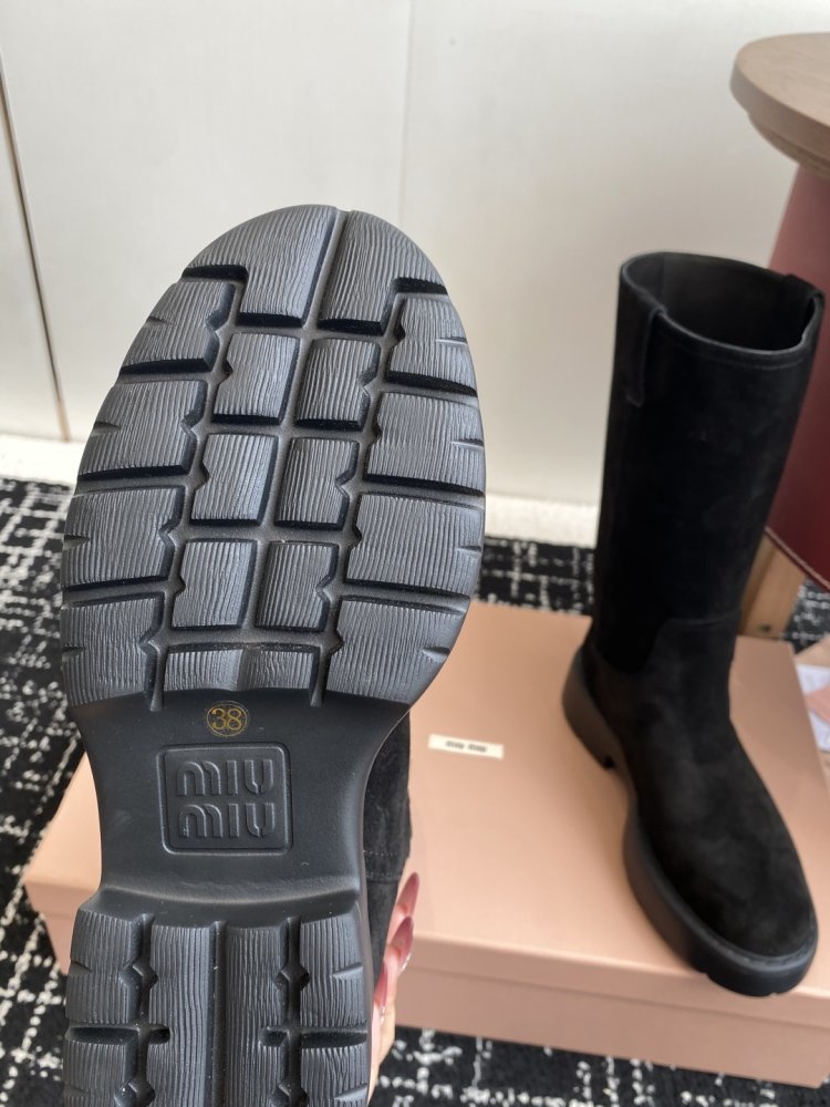 Чоботи жіночі фото 9