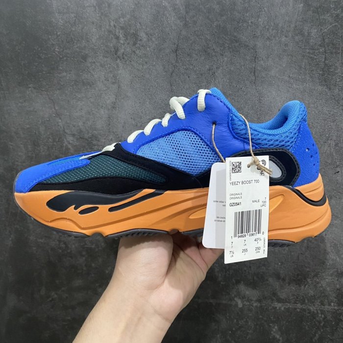 Кросівки Yeezy 700 Bright Blue GZ0541 фото 2