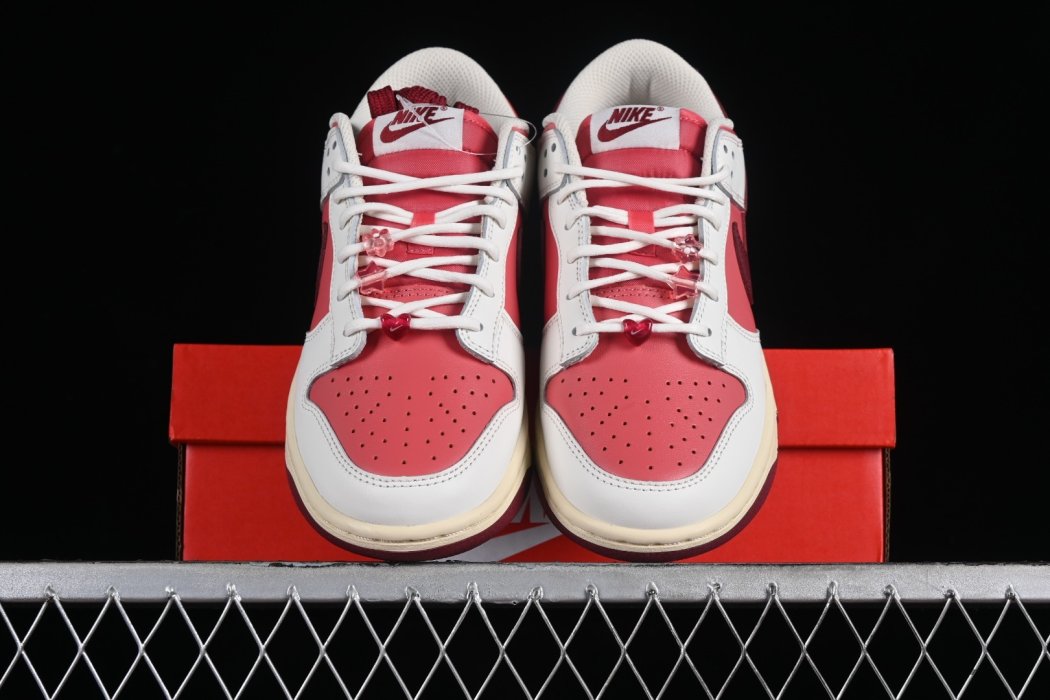 Sneakers Dunk Low GS Valentines Day HF0736-161 фото 5