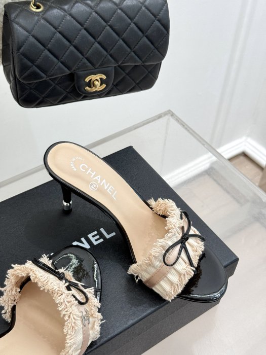 Босоножки фото 5