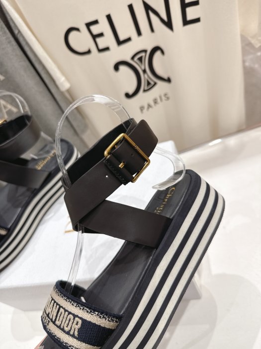 Sandals women's фото 7