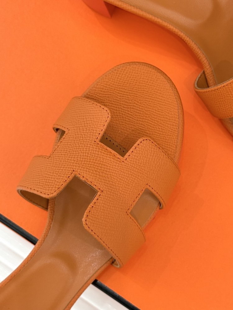 Босоножки фото 7