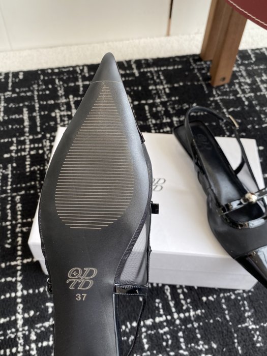 Босоножки фото 9