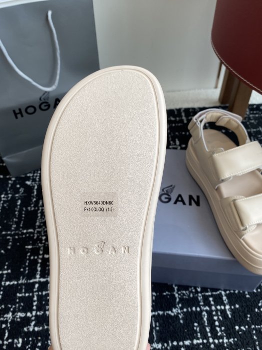 Сандалии женские фото 9