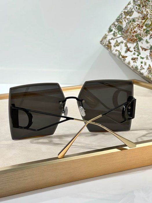 Окуляри сонцезахисні 30 Montaigne S7U фото 8