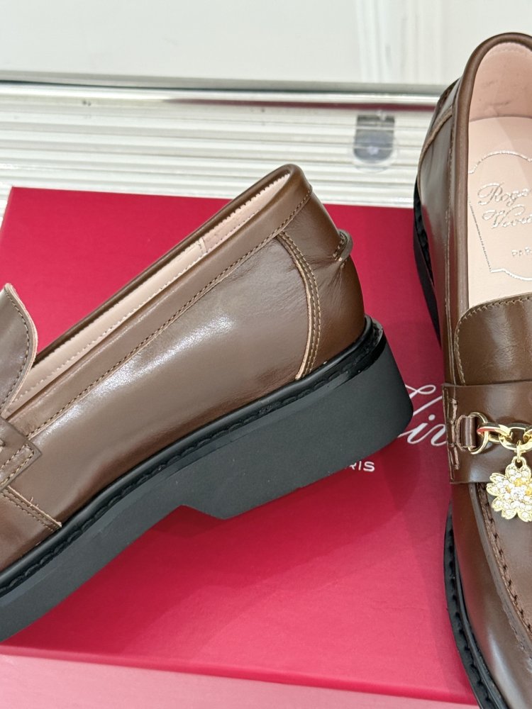 Туфлі жіночі фото 6