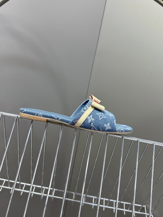 Шлепанцы фото 5