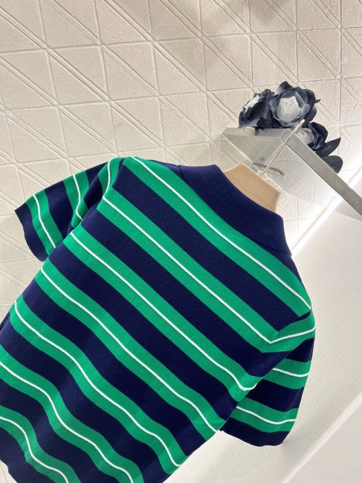 Футболка женская фото 4