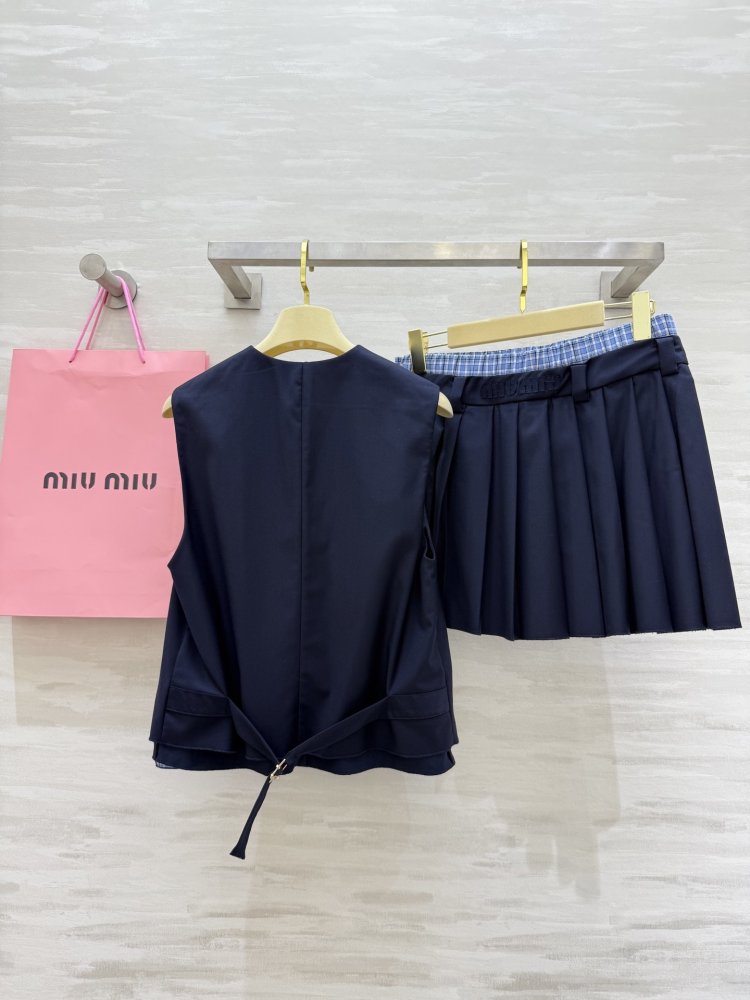 Costume female фото 7