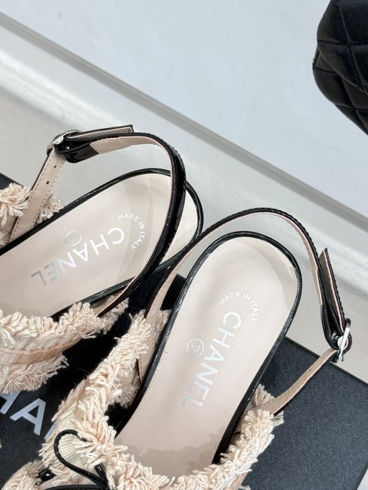 Босоножки фото 8