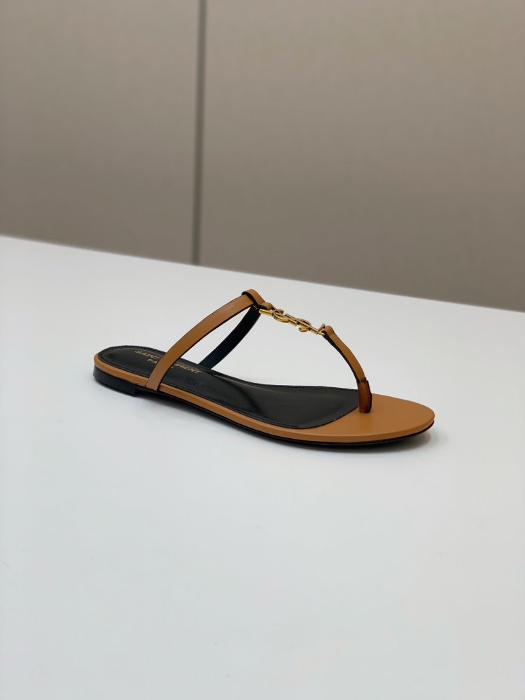 Шльопанці жіночі фото 6