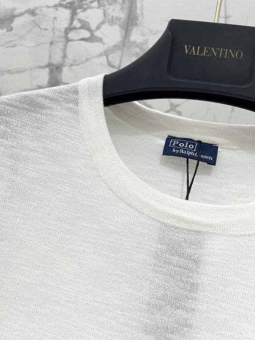 T-shirt women's фото 3