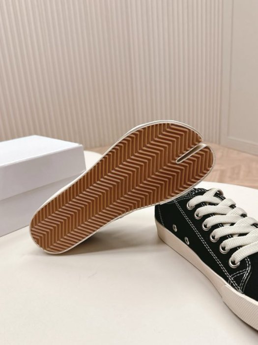 Кеды женские с раздвоенным носком фото 9