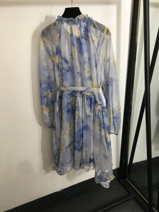 Платье с цветочным принтом фото 7