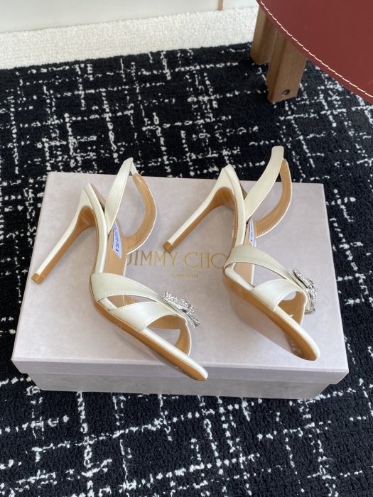 Босоножки фото 4