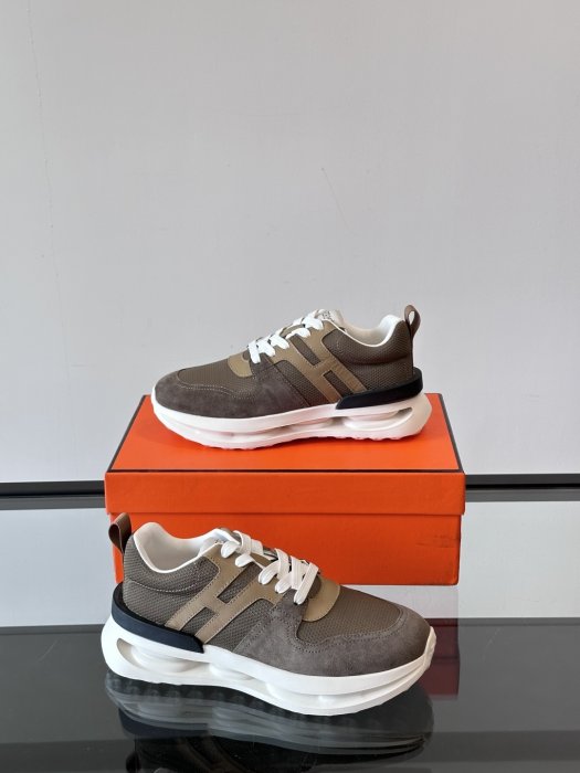 Кросівки чоловічі фото 4