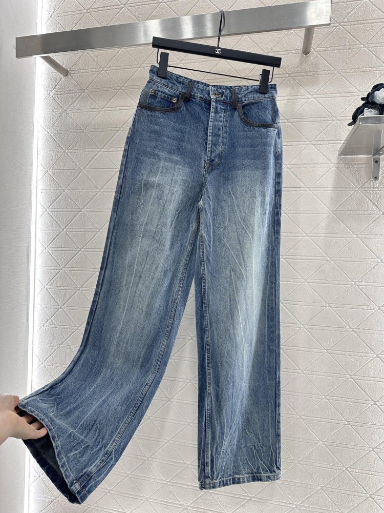 Джинсы женские фото 6