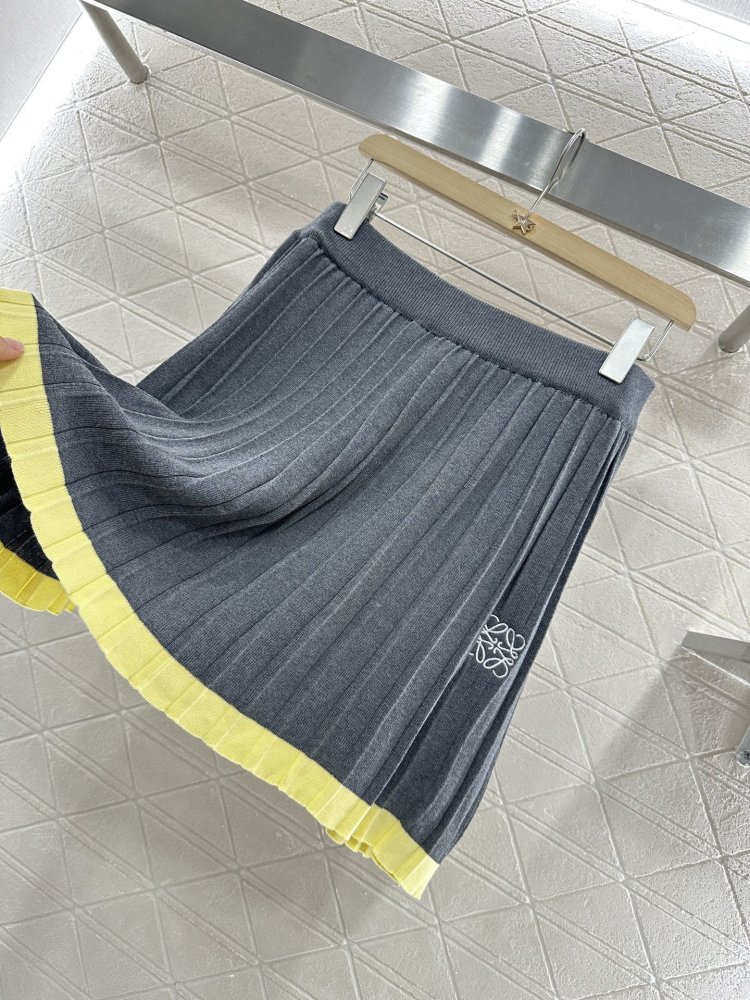 Футболка жіноча фото 9