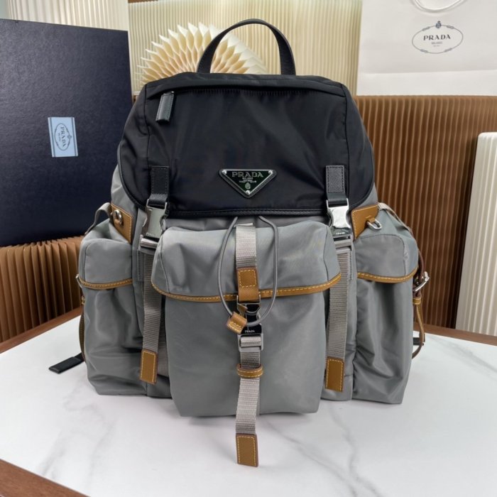 Backpack leather 45 cm