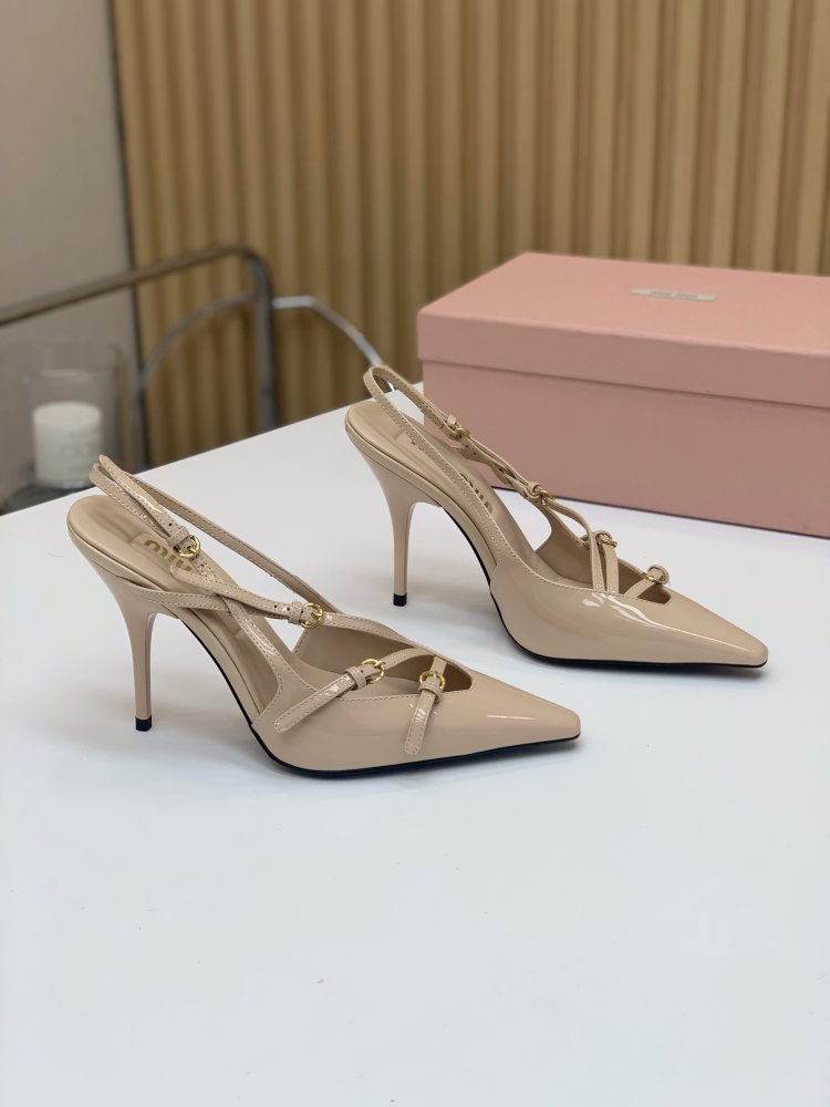 Босоножки фото 7