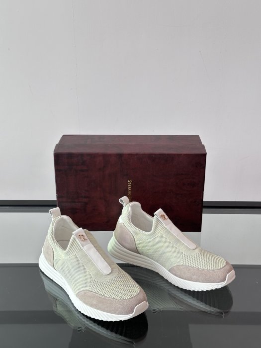 Кроссовки фото 5