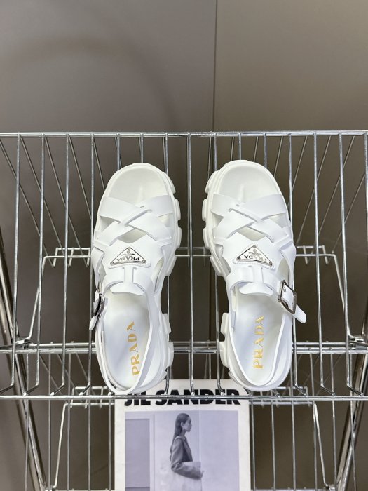 Сандалии женские фото 6