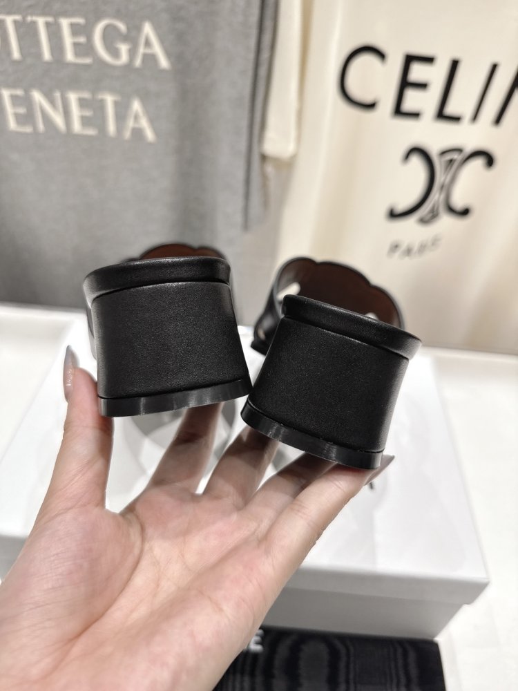 Босоніжки фото 8