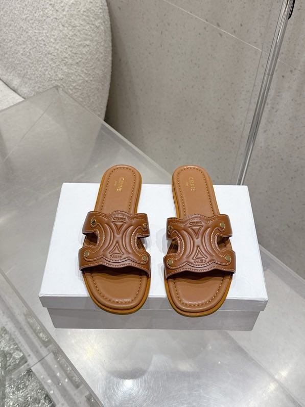 Шлепанцы женские