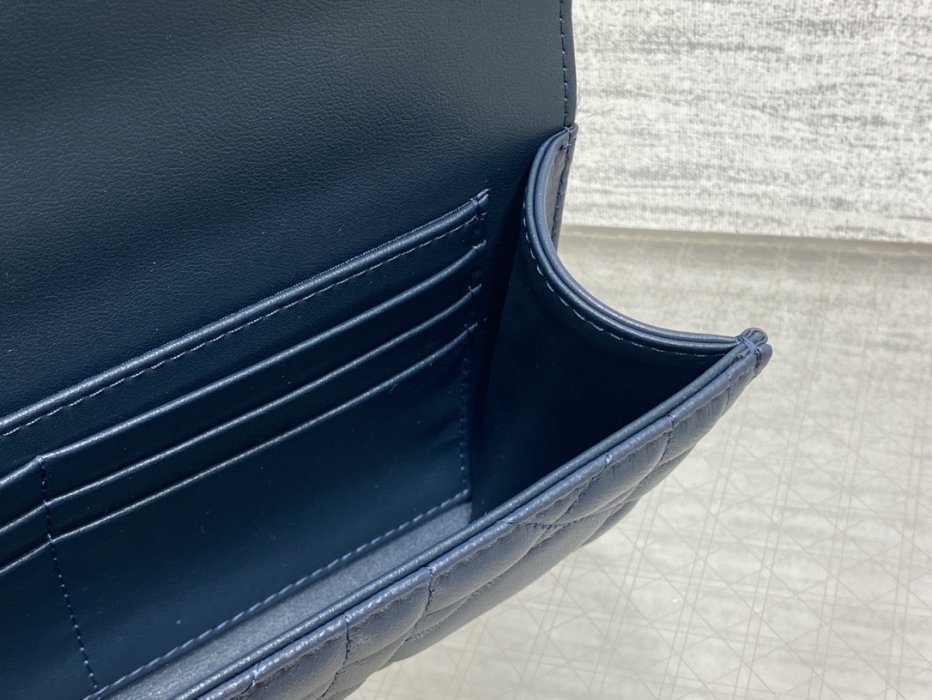 Сумка Miss Caro 24 см фото 8