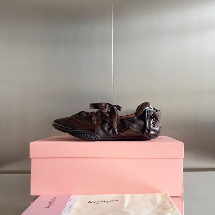 Кросівки фото 5