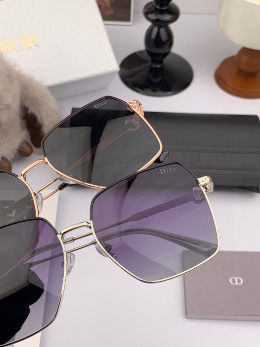 Очки солнцезащитные CD9357 фото 5