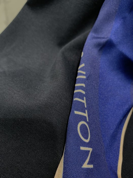 Футболка жіноча фото 6