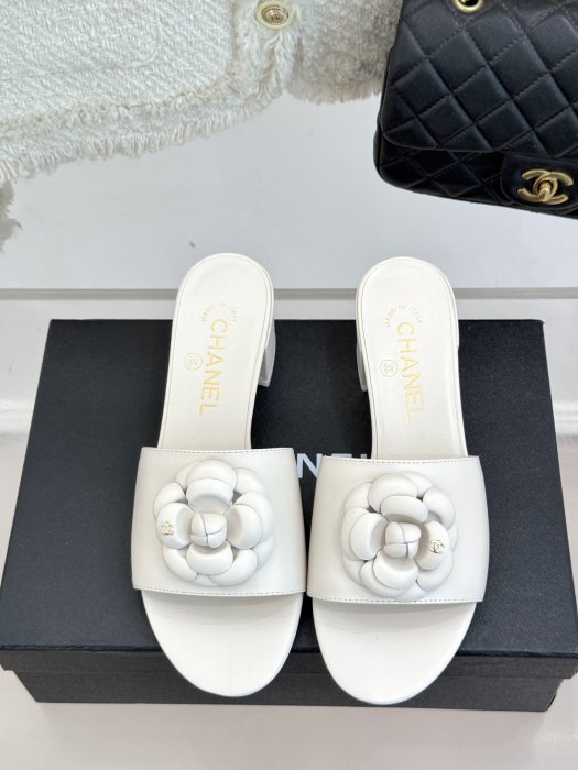 Босоножки фото 4