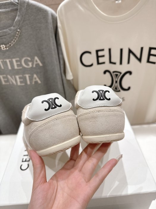 Кроссовки фото 8