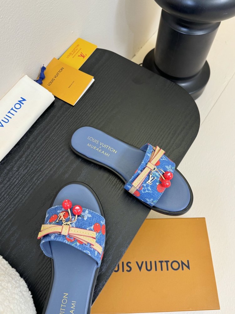 Шльопанці жіночі фото 4