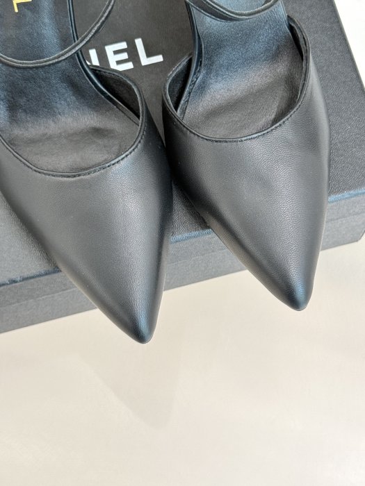 Босоножки фото 7