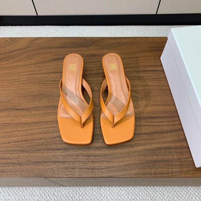 Шльопанці жіночі