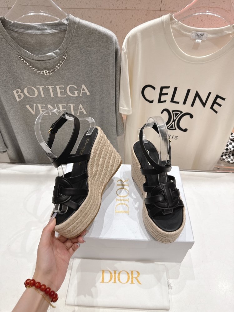 Sandals women's фото 3