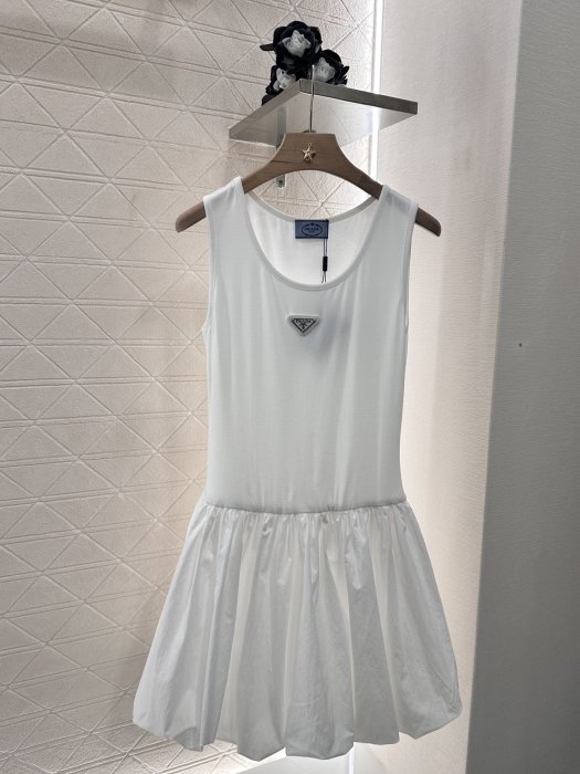 Плаття, Сукня