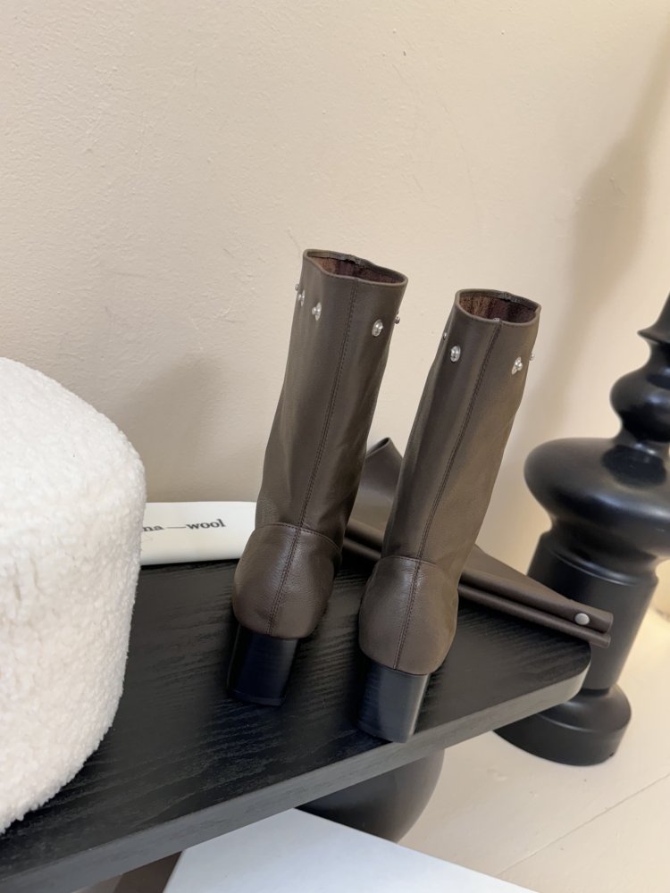 Boots women's фото 7