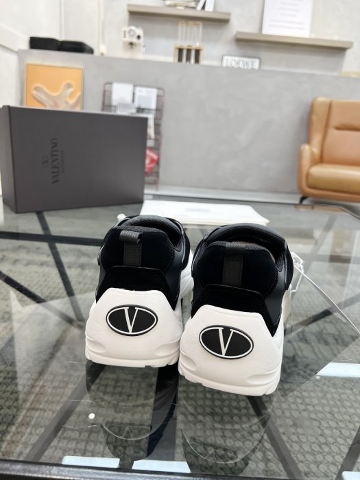 Кросівки чоловічі фото 8