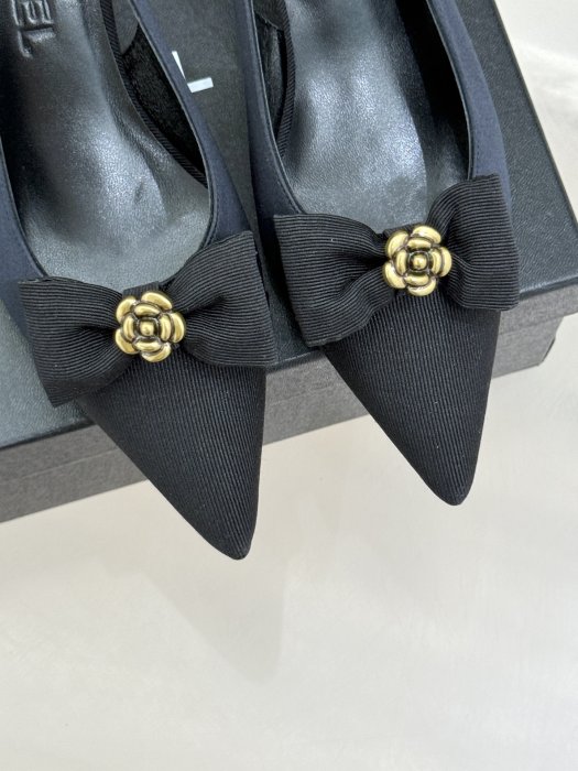 Босоножки фото 7